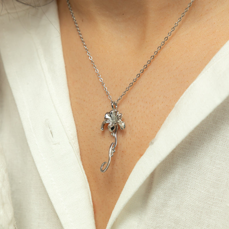 ‘Hope' Iris Necklace