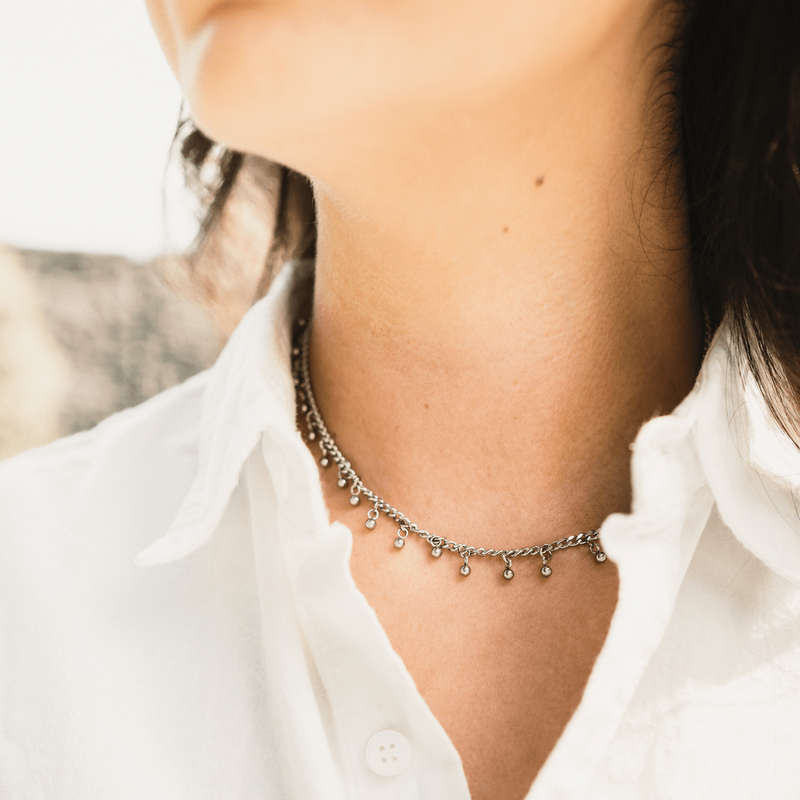 Dangling Dotted Choker